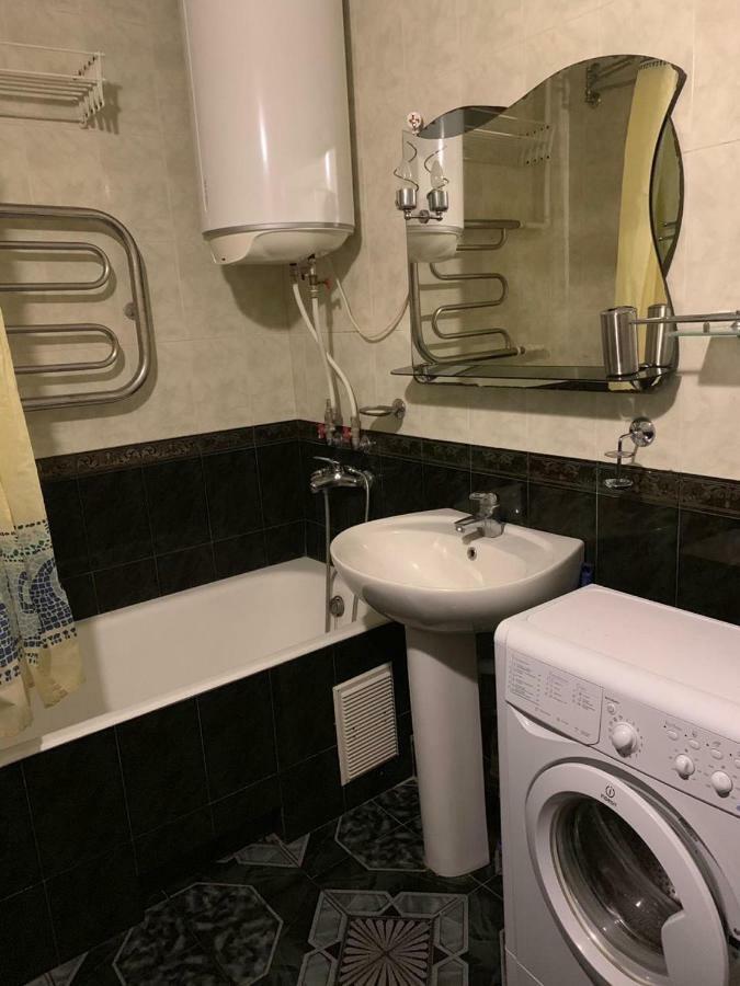 159 проспект добровольского большая 3-х комнатная в одессе Apartment *